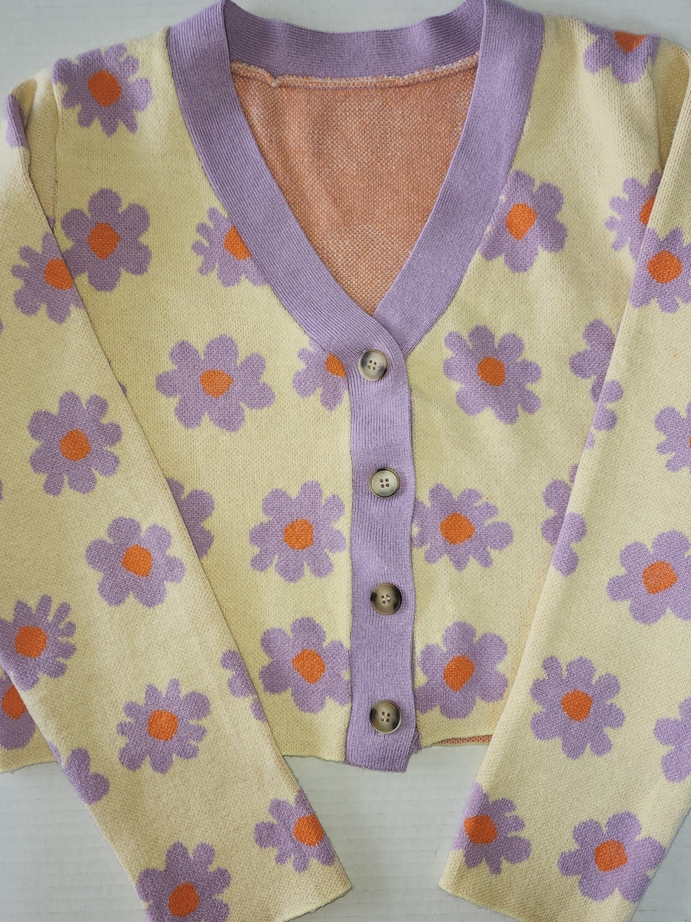 Pastel Daisy Knit Cardigan 🌼 Lavender & Cream Cropped Cottagecore Sweater - Picture 2 of 6